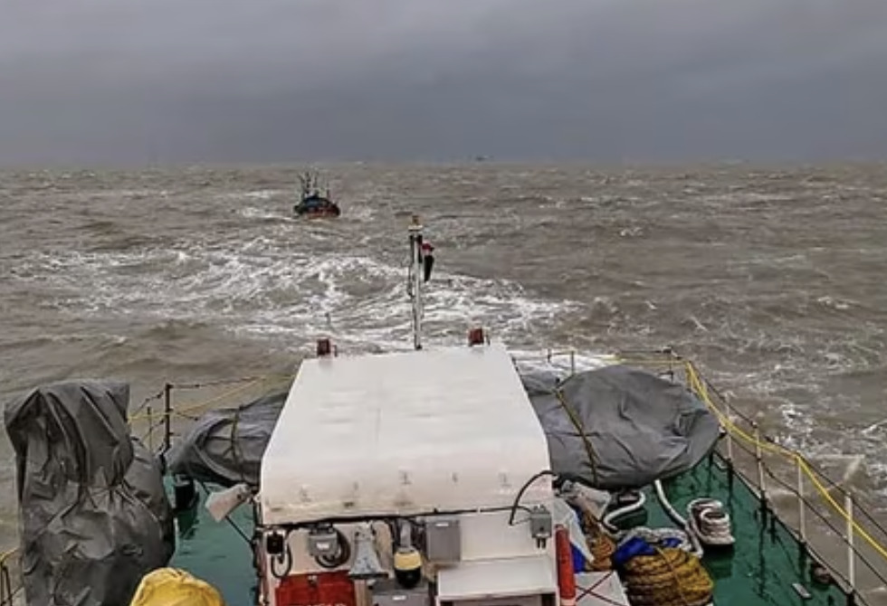 Gujarat Floods And Cyclone Asna Continues With Heavy Rainfall In Gujarat
